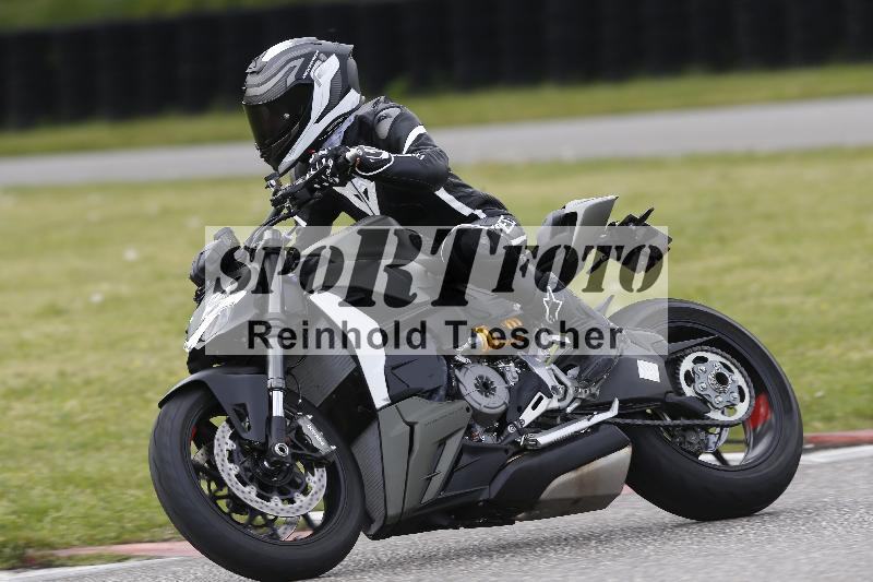 Archiv-2025/09 22.04.2025 Cornu Master School ADR/gruen-vert/29